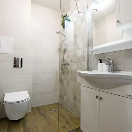 Inb Banishora Spot 9 * Sofia